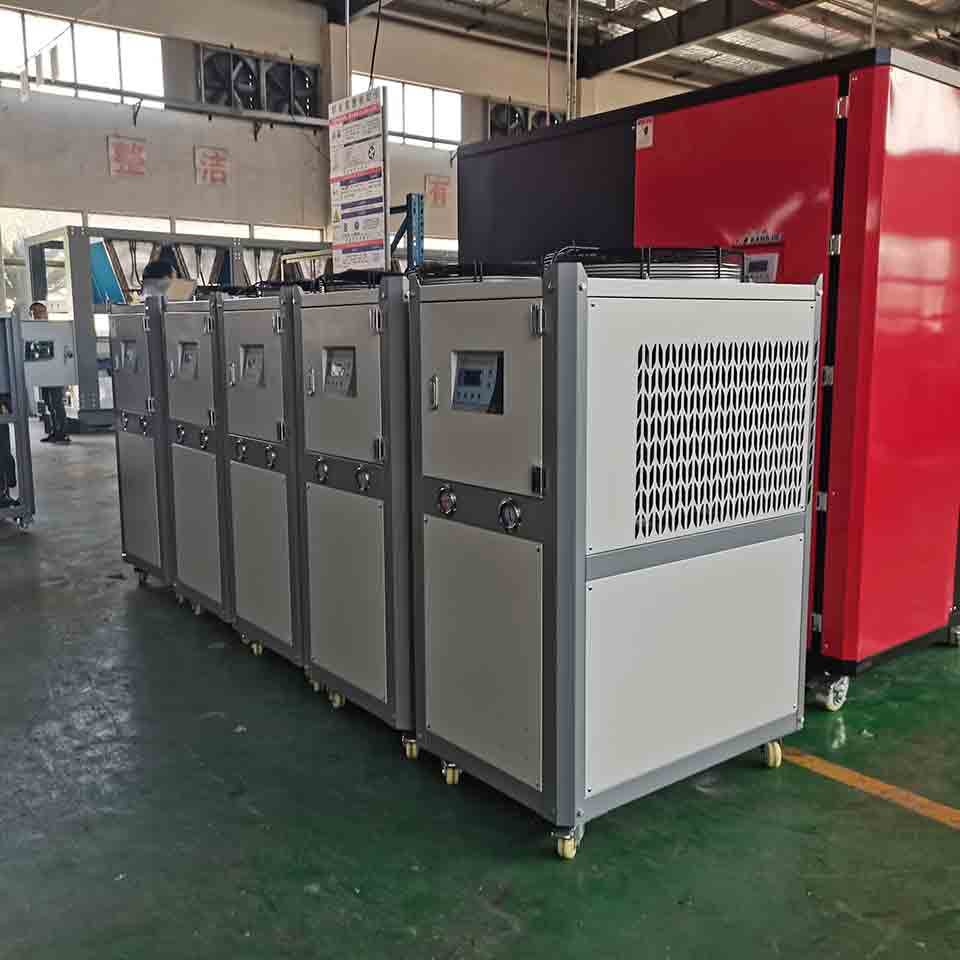 工業(yè)制冷機組：工業(yè)或實(shí)驗溫度控制得力助手